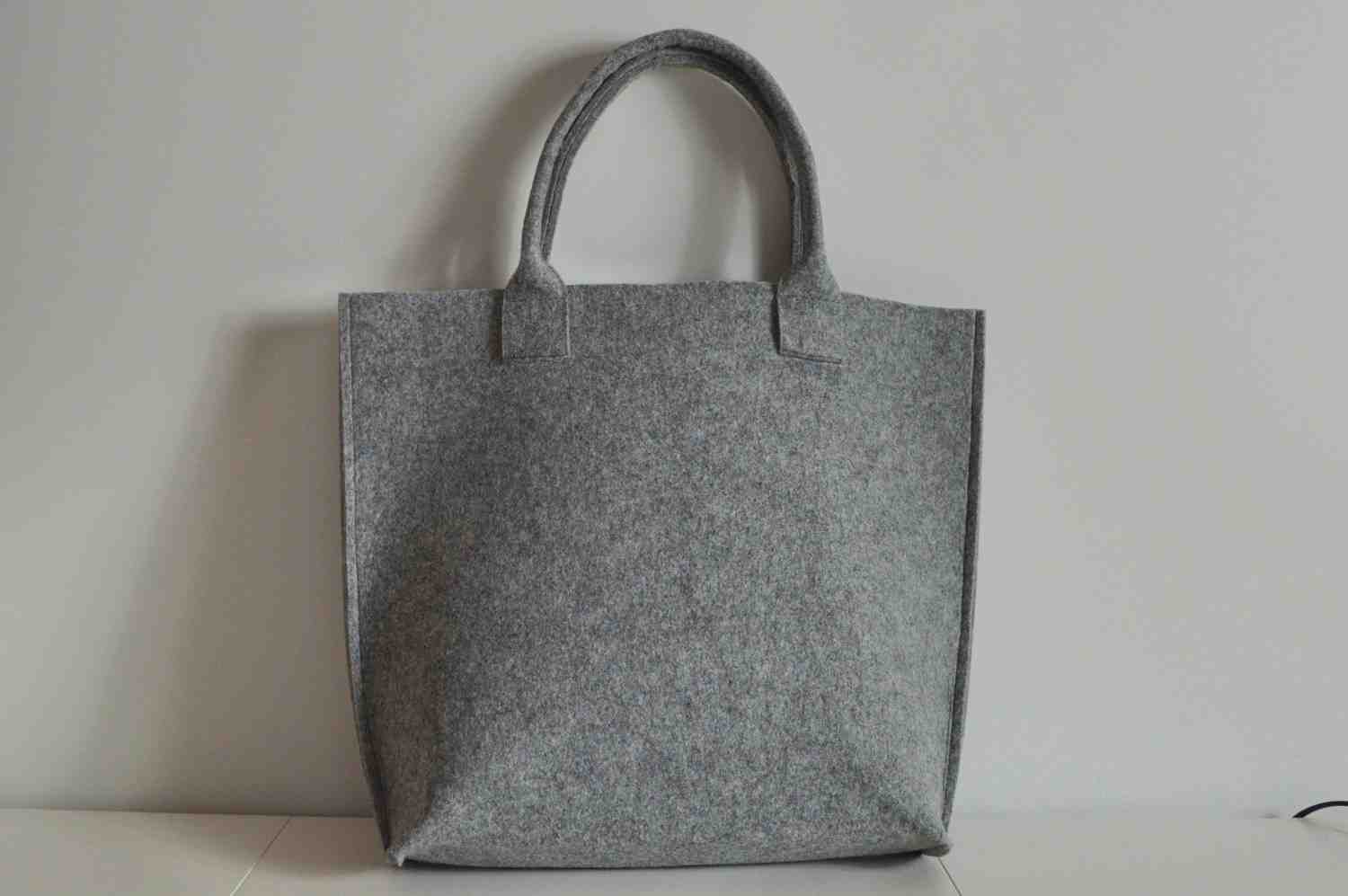 تصویر 1 از کیف نمدی سنتی و نچرال الهام گرفته از طبیعت